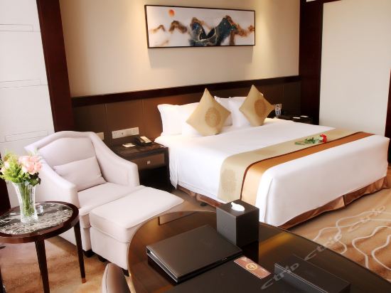 偉達(dá)雷迪森廣場酒店