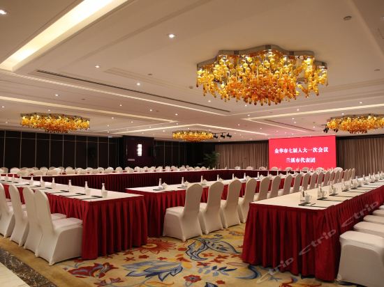 偉達(dá)雷迪森廣場酒店