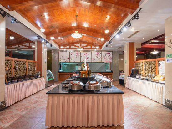 豪森假日花園大酒店