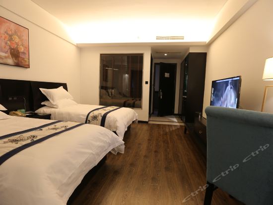 豪森假日花園大酒店