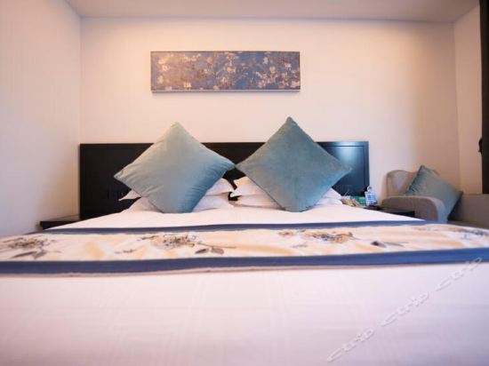 豪森假日花園大酒店