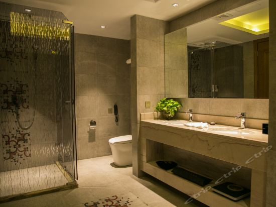 金華瑞萊克斯大酒店