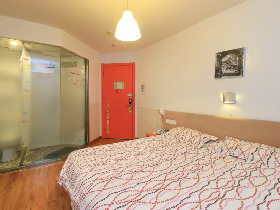 布丁酒店(金華人民廣場(chǎng)店)