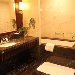 偉達(dá)雷迪森廣場酒店