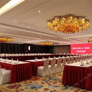 偉達(dá)雷迪森廣場酒店