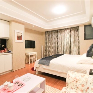 金華都市晶鉆精品公寓